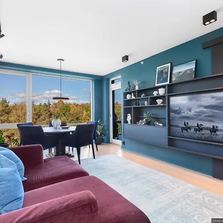 Family - Good Connection To Oslo Fornebu